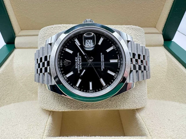 Rolex datejust 41 126300 | black dial | jubilee | unworn | 2026 - afbeelding 7 van  12