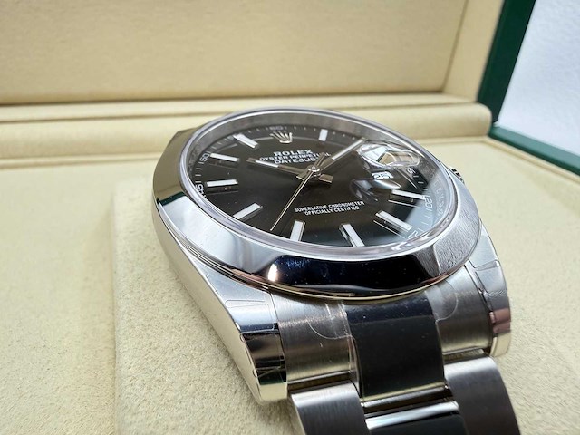 Rolex datejust 41 126300 | black dial | oyster | 2026 | unworn - afbeelding 5 van  12