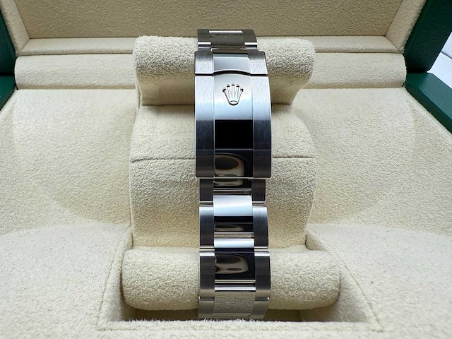 Rolex datejust 41 126300 | blue dial | oyster | unworn | 2026 - afbeelding 8 van  12