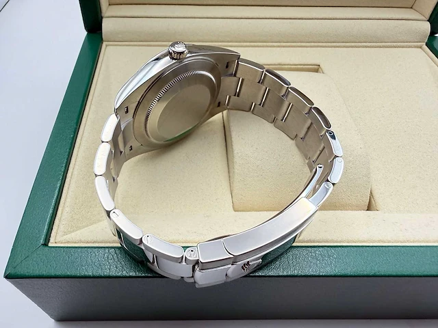 Rolex datejust 41 126300 | blue roman dial | unworn | 2026 - afbeelding 2 van  11
