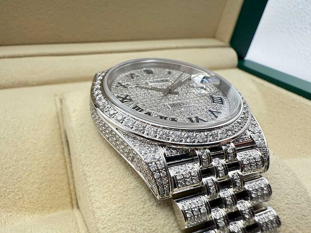 Rolex datejust 41 | 126300 | full "iced" out with natural diamonds | jubilee - afbeelding 10 van  12