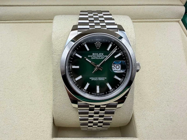 Rolex datejust 41 126300 | green ombre dial | jubilee | unworn | 2026 - afbeelding 6 van  12
