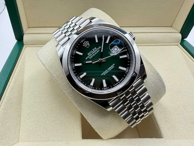 Rolex datejust 41 126300 | green ombre dial | jubilee | unworn | 2026 - afbeelding 2 van  12