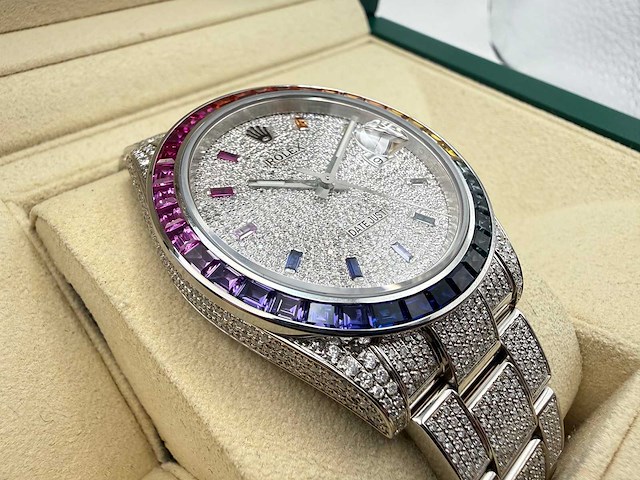 Rolex datejust 41 | 126300 | oyster | full "iced" out with natural diamonds | rainbow stick dial - afbeelding 12 van  12