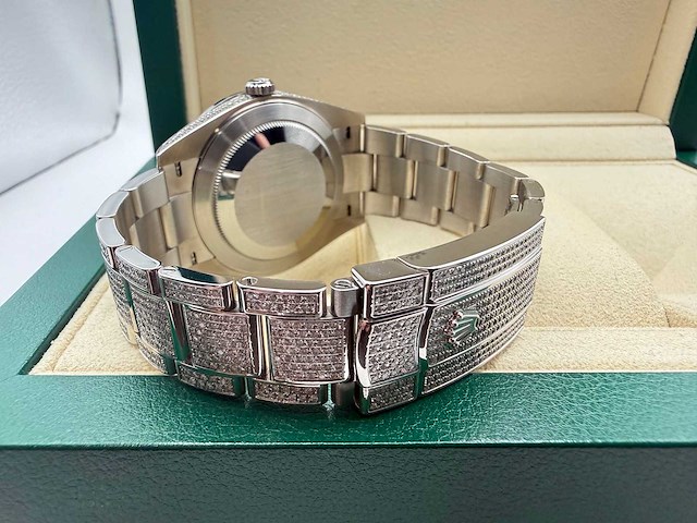 Rolex datejust 41 | 126300 | oyster | full "iced" out with natural diamonds | rainbow stick dial - afbeelding 10 van  12