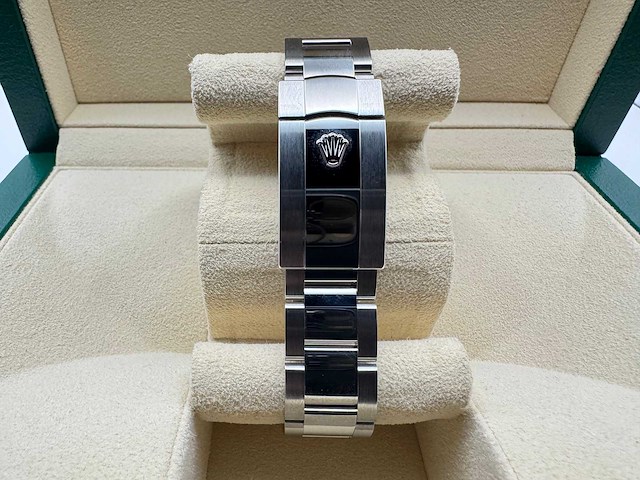 Rolex datejust 41 126300 | rhodium dial | 2025 - afbeelding 8 van  12