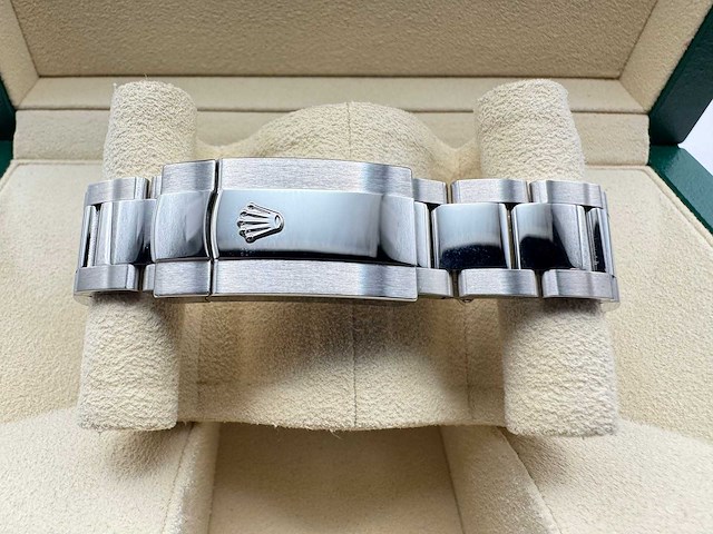 Rolex datejust 41 126300 | rhodium dial | 2025 - afbeelding 9 van  12
