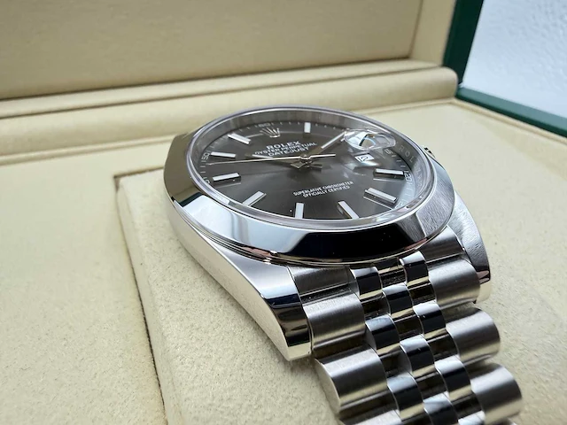 Rolex datejust 41 126300 | rhodium dial | jubilee | unworn | 2026 - afbeelding 10 van  12