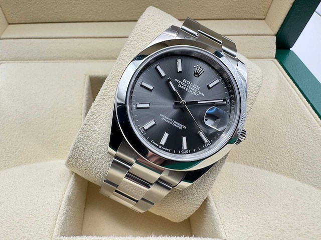 Rolex datejust 41 126300 | rhodium dial | oyster | 2026 | unworn - afbeelding 4 van  7