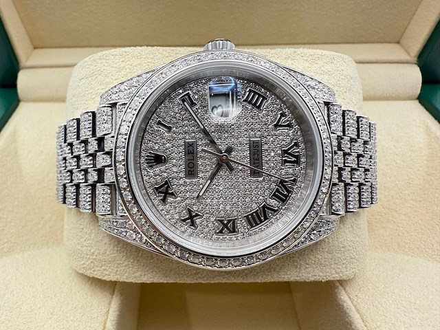 Rolex datejust 41 | 126300 | roman | full "iced" out with natural diamonds | jubilee - afbeelding 6 van  11