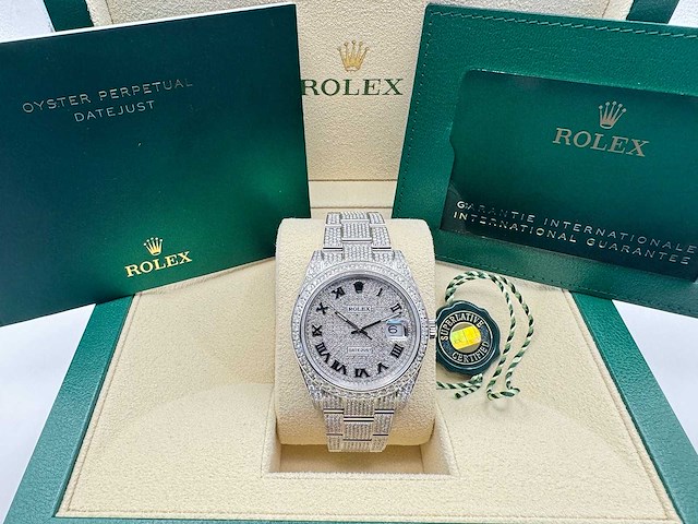 Rolex datejust 41 | 126300 | roman | full "iced" out with natural diamonds - afbeelding 3 van  13