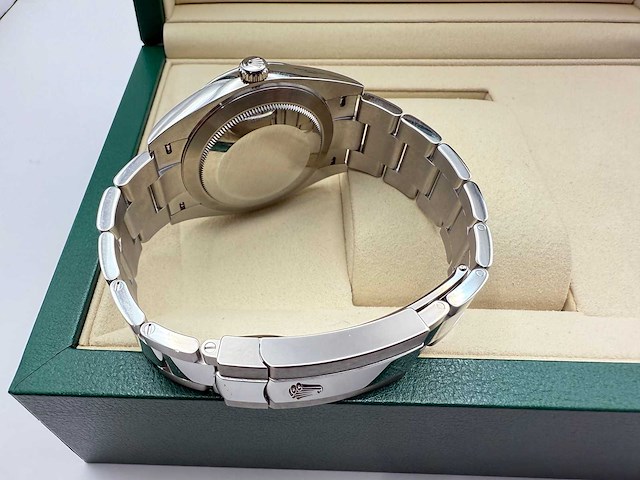 Rolex datejust 41 126300 | white roman dial | unworn | 2026 - afbeelding 2 van  12