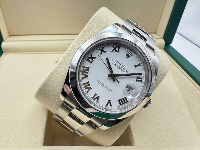 Rolex datejust 41 126300 | white roman dial | unworn | 2026 - afbeelding 6 van  12