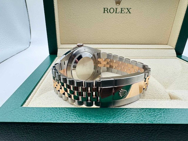 Rolex datejust 41 126331 | chocolate dial | jubilee | 2026 | unworn - afbeelding 12 van  12