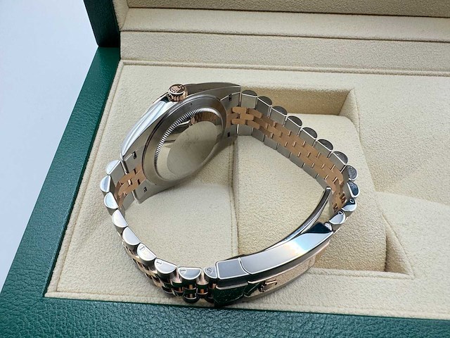 Rolex datejust 41 126331 | chocolate dial | jubilee | 2026 | unworn - afbeelding 9 van  12