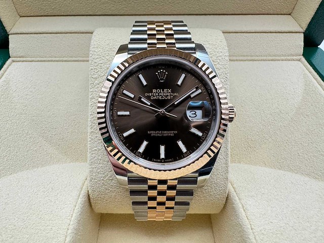 Rolex datejust 41 126331 | chocolate dial | jubilee | 2026 | unworn - afbeelding 1 van  12