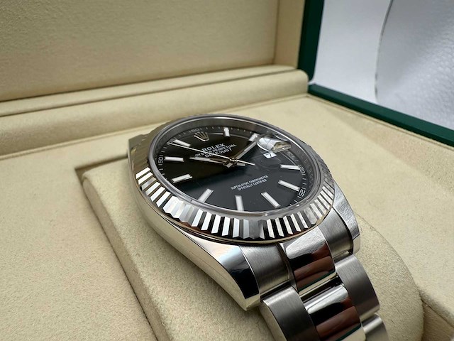 Rolex datejust 41 126334 | black dial | unworn | 2025 - afbeelding 2 van  12