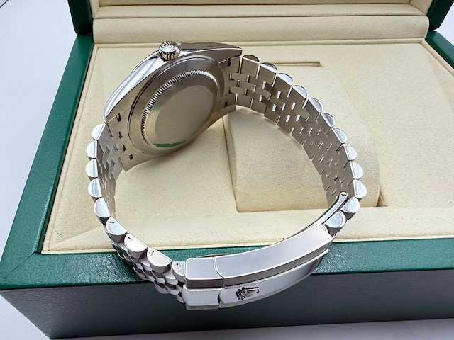 Rolex datejust 41 126334 | green ombre dial | jubilee | unworn | 2026 - afbeelding 2 van  12