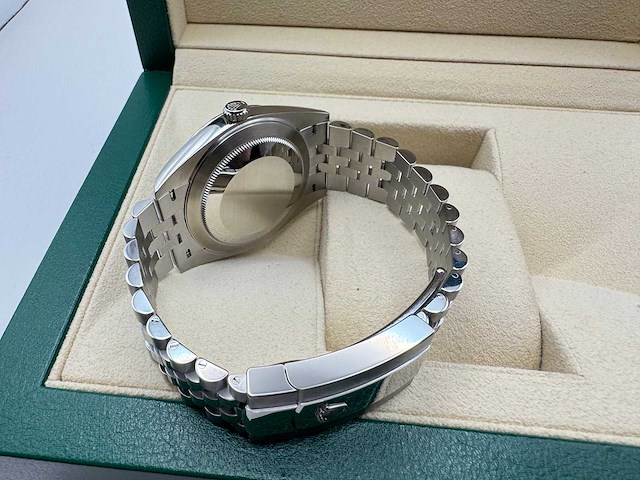 Rolex datejust 41 126334 | jubilee | rhodium | 2025 - afbeelding 2 van  12