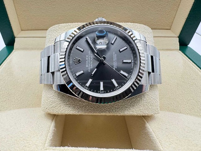 Rolex datejust 41 126334 | rhodium dial | oyster | unworn | 2026 - afbeelding 4 van  6