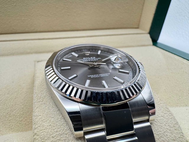 Rolex datejust 41 126334 | rhodium dial | oyster | unworn | 2026 - afbeelding 5 van  6
