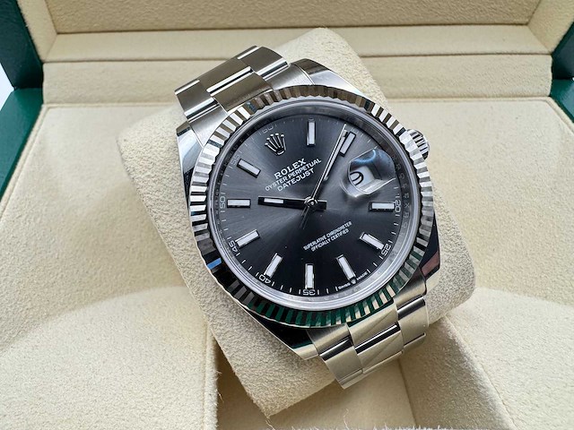 Rolex datejust 41 126334 | rhodium dial | oyster | unworn | 2026 - afbeelding 3 van  10