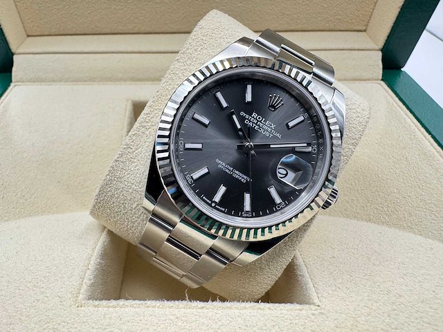 Rolex datejust 41 126334 | rhodium dial | oyster | unworn | 2026 - afbeelding 4 van  10