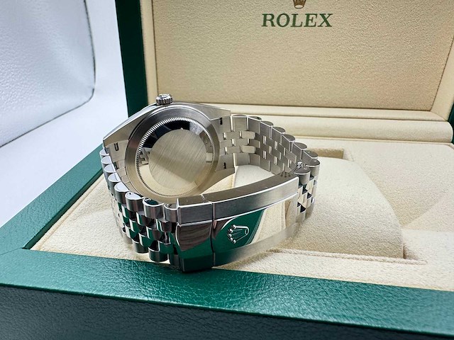 Rolex datejust 41 126334 | rhodium diamond dot dial | jubilee | unworn | 2026 - afbeelding 12 van  12