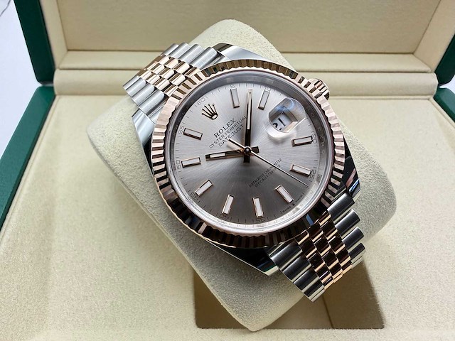 Rolex datejust 41 | sundust dial | 126331 | jubilee | 2026 | unworn - afbeelding 1 van  12