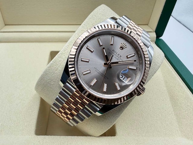 Rolex datejust 41 | sundust dial | 126331 | jubilee | 2026 | unworn - afbeelding 9 van  12