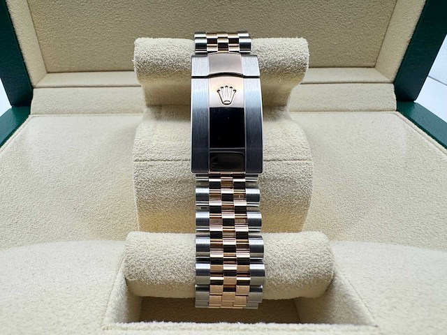 Rolex datejust 41 | wimbledon dial | 126331 | 2026 | unworn - afbeelding 8 van  12
