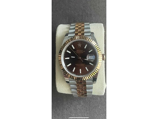 Rolex datejust 41mm chocolate 2024 full set - afbeelding 4 van  8