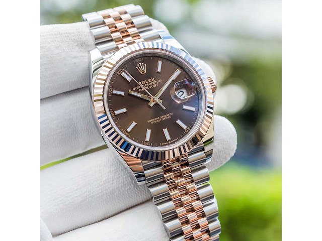 Rolex datejust 41mm chocolate 2024 full set - afbeelding 2 van  7