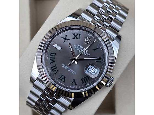 Rolex datejust 41mm “ wimbledon “ 2025 full set - afbeelding 1 van  9