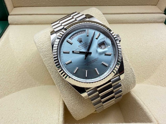 Rolex day date 228236 | ice blue | platina | 2025 - afbeelding 5 van  12