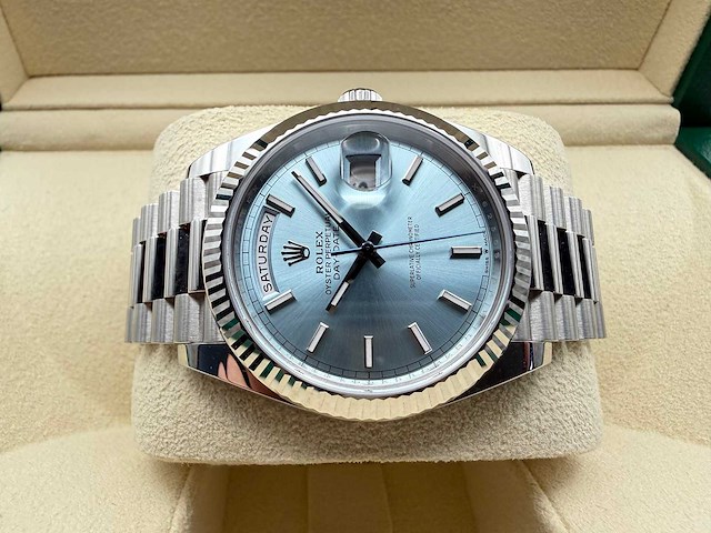 Rolex day date 228236 | ice blue | platina | 2025 - afbeelding 7 van  12
