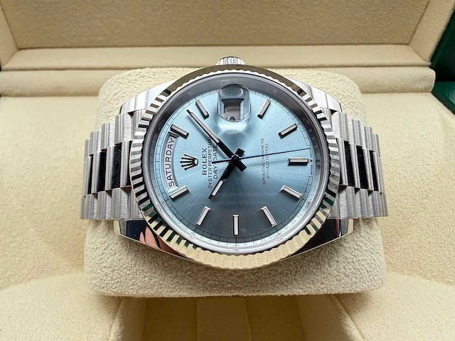 Rolex day date 228236 | ice blue | platina | 2025 - afbeelding 7 van  12