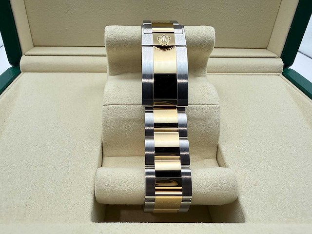 Rolex daytona 126503 | black diamond dot | 2026 | unworn - afbeelding 8 van  12