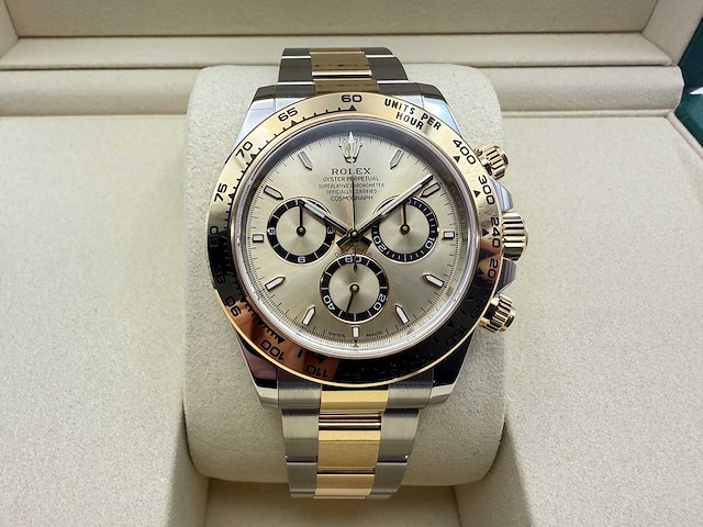 Rolex daytona 126503 | champagne dial | yellow gold | 2026 | unworn - afbeelding 1 van  9