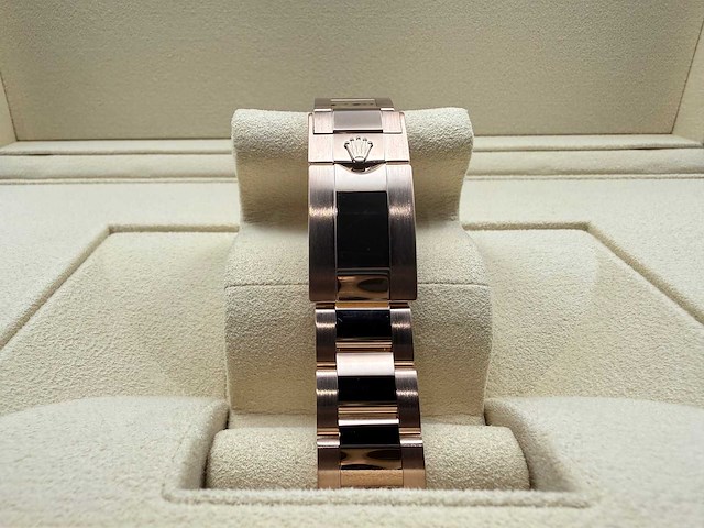 Rolex daytona "rainbow" custom diamonds | rose gold | 116509 | 2020+ - afbeelding 10 van  14