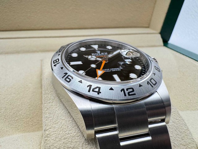Rolex explorer ii | black dial | 2025 | 226570 - afbeelding 10 van  12