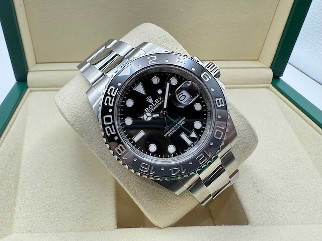 Rolex gmt-master ii | "bruce wayne" | 126710grnr | 2025 - afbeelding 1 van  12