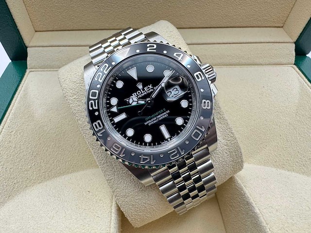 Rolex gmt-master ii | "bruce wayne" | 126710grnr | 2026 | unworn | jubilee - afbeelding 11 van  12