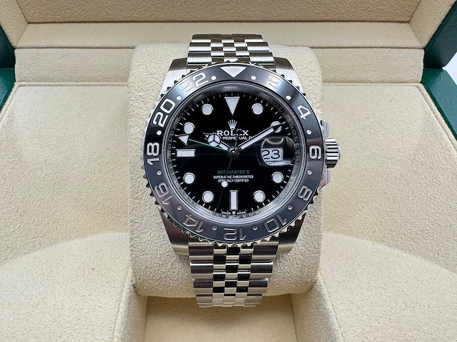 Rolex gmt-master ii | "bruce wayne" | 126710grnr | 2026 | unworn | jubilee - afbeelding 1 van  12