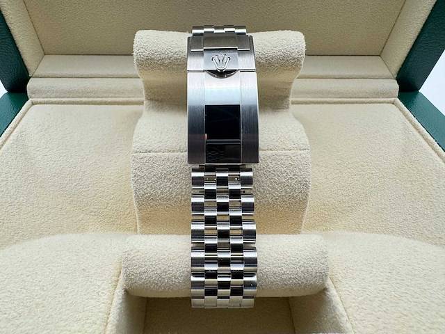 Rolex gmt-master ii | "pepsi" | 126710blro | 2025 | new - afbeelding 8 van  12