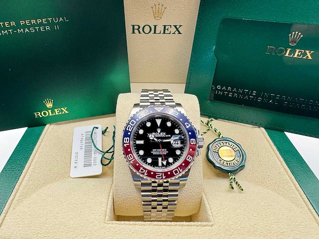 Rolex gmt-master ii | "pepsi" | 126710blro | 2025 - afbeelding 4 van  12