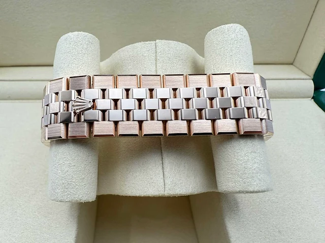 Rolex land-dweller 127235 | rose gold | unworn | 2026 - afbeelding 10 van  13