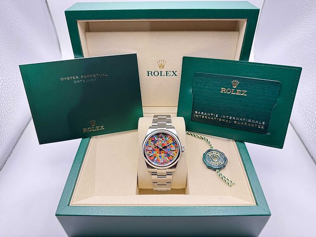 Rolex oyster perpetual 134300 | multi color dial | unworn | 2026 - afbeelding 2 van  2