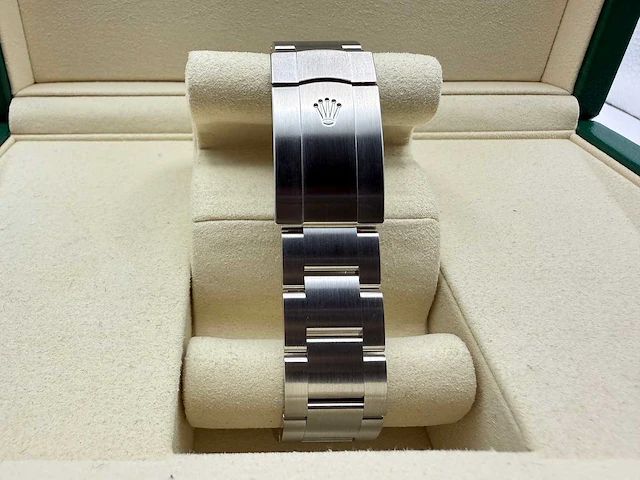 Rolex oyster perpetual 134303 | 41 mm | grey dial | unworn | 2026 - afbeelding 8 van  12