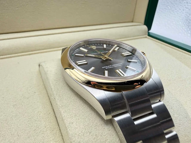 Rolex oyster perpetual 134303 | 41 mm | grey dial | unworn | 2026 - afbeelding 10 van  12